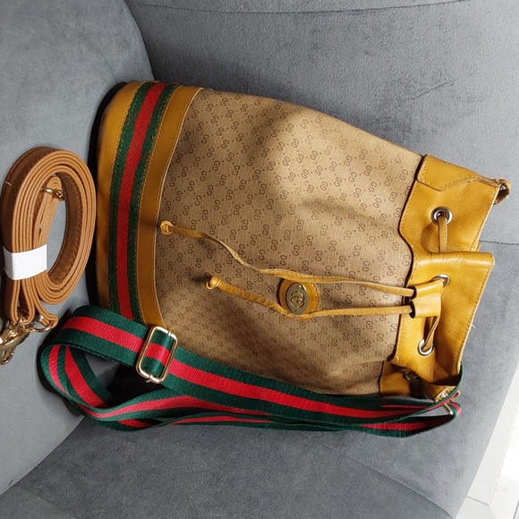 Gucci vintage micro GG drawstring bucket bag - Picture 3 of 15